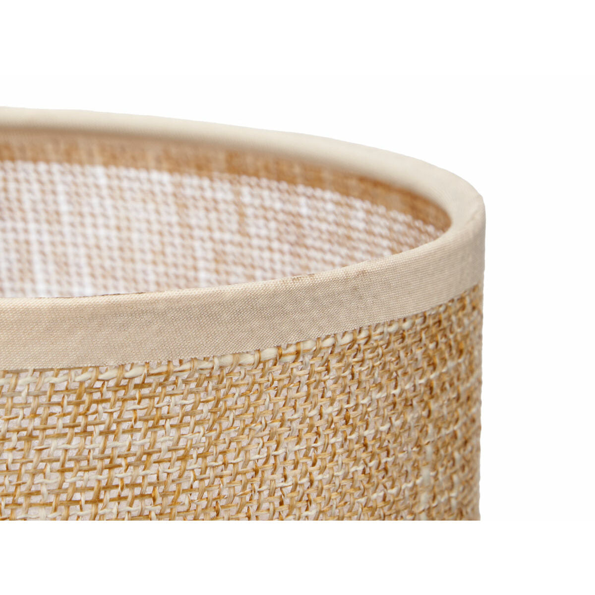 V8H130B460A03A1A17005EDDFF230CB9EA1R7269149P4