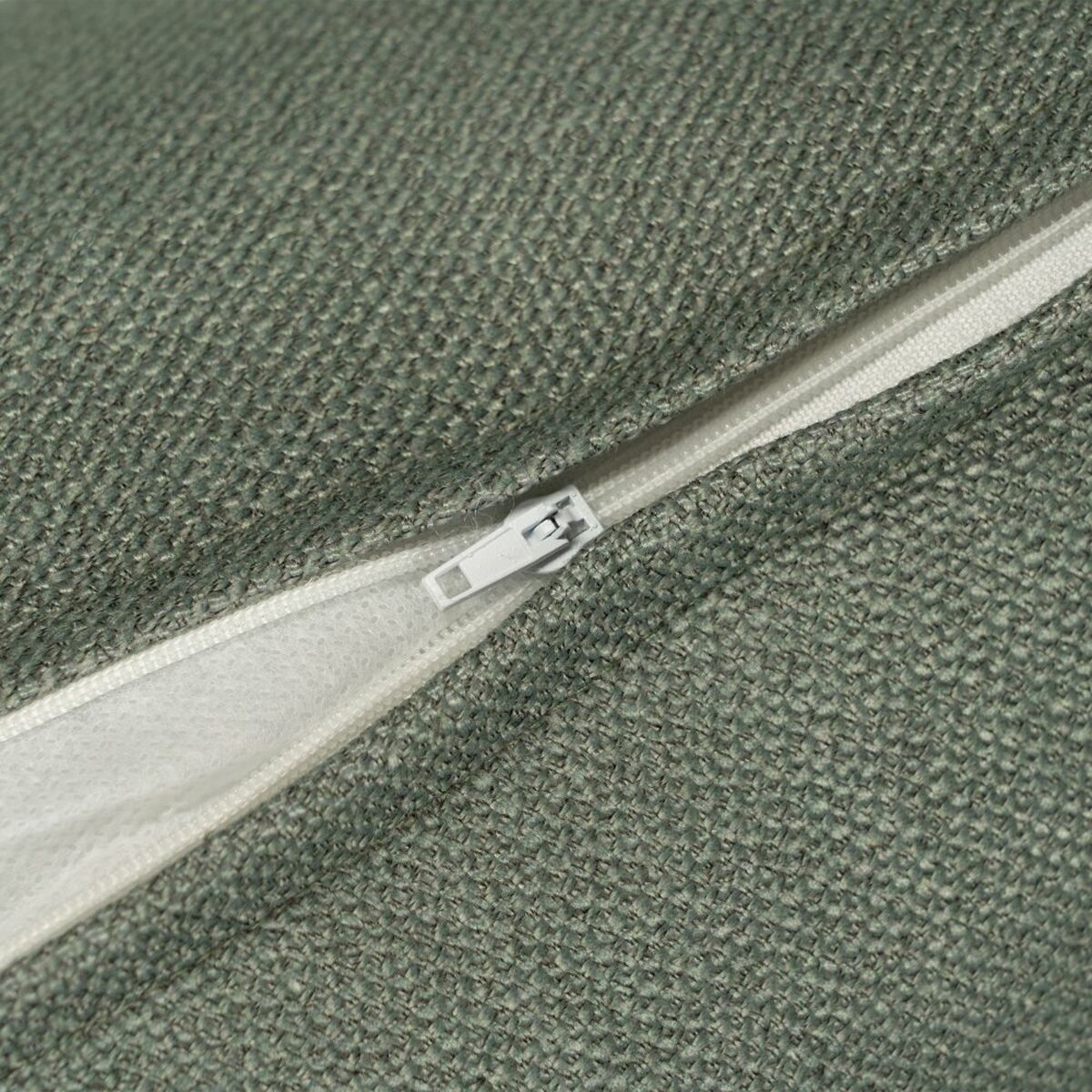 V4H23DA0330F6C38A9BAD7AA3D4A80DBF1FR3290178P4