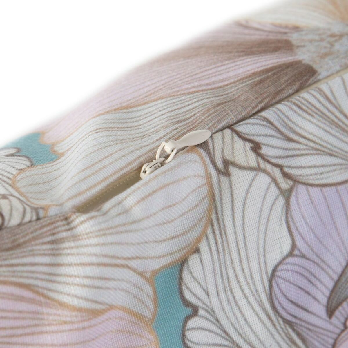 V2HE46A3F086DC744857DC694317EBABA70R4433973P4