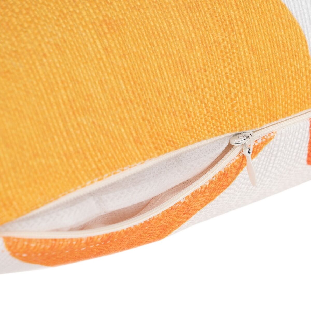 V3HE765420C84A48D351A3E5EBE7D4B9D1FR3670172P2